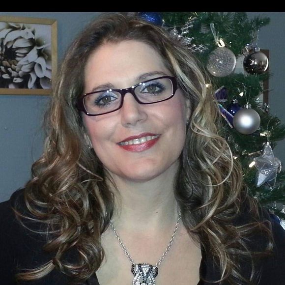 Meet your Posher, MylÃ¨ne - Picture 1 of 1